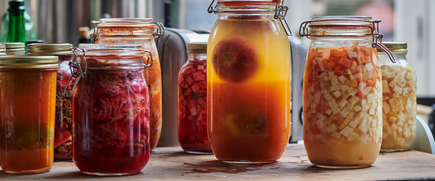 Pelustka (Cabbage & Beetroot Pickle)
